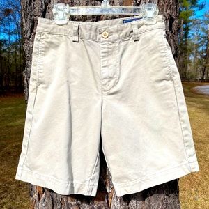 Boys Vineyard Vines Khaki Shorts size 8